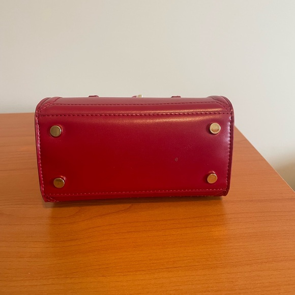 Red Mini Purse - Picture 2 of 3